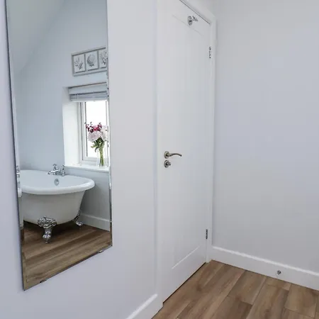 96 Church Street 펜션 기스버러