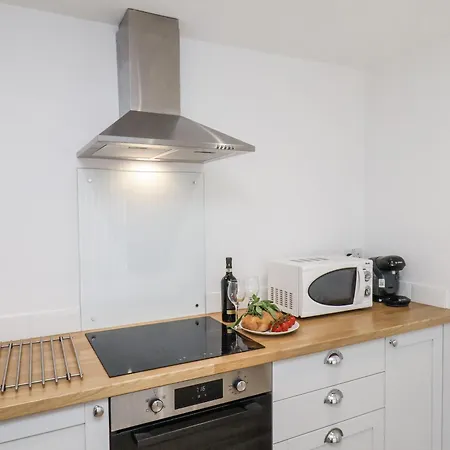 펜션 96 Church Street *